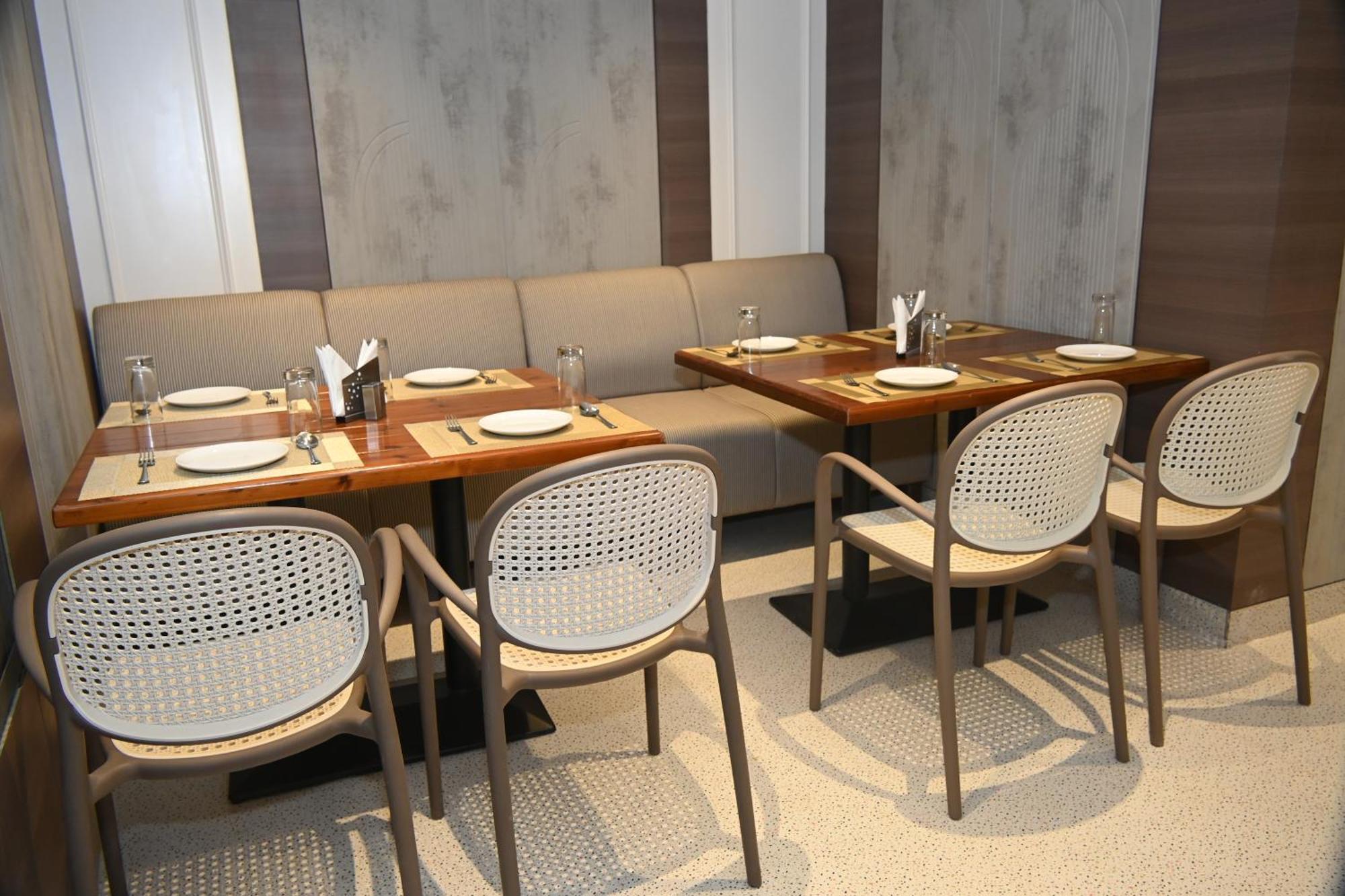 ורנאסי Hotel Bagla Atithi Banaras מראה חיצוני תמונה